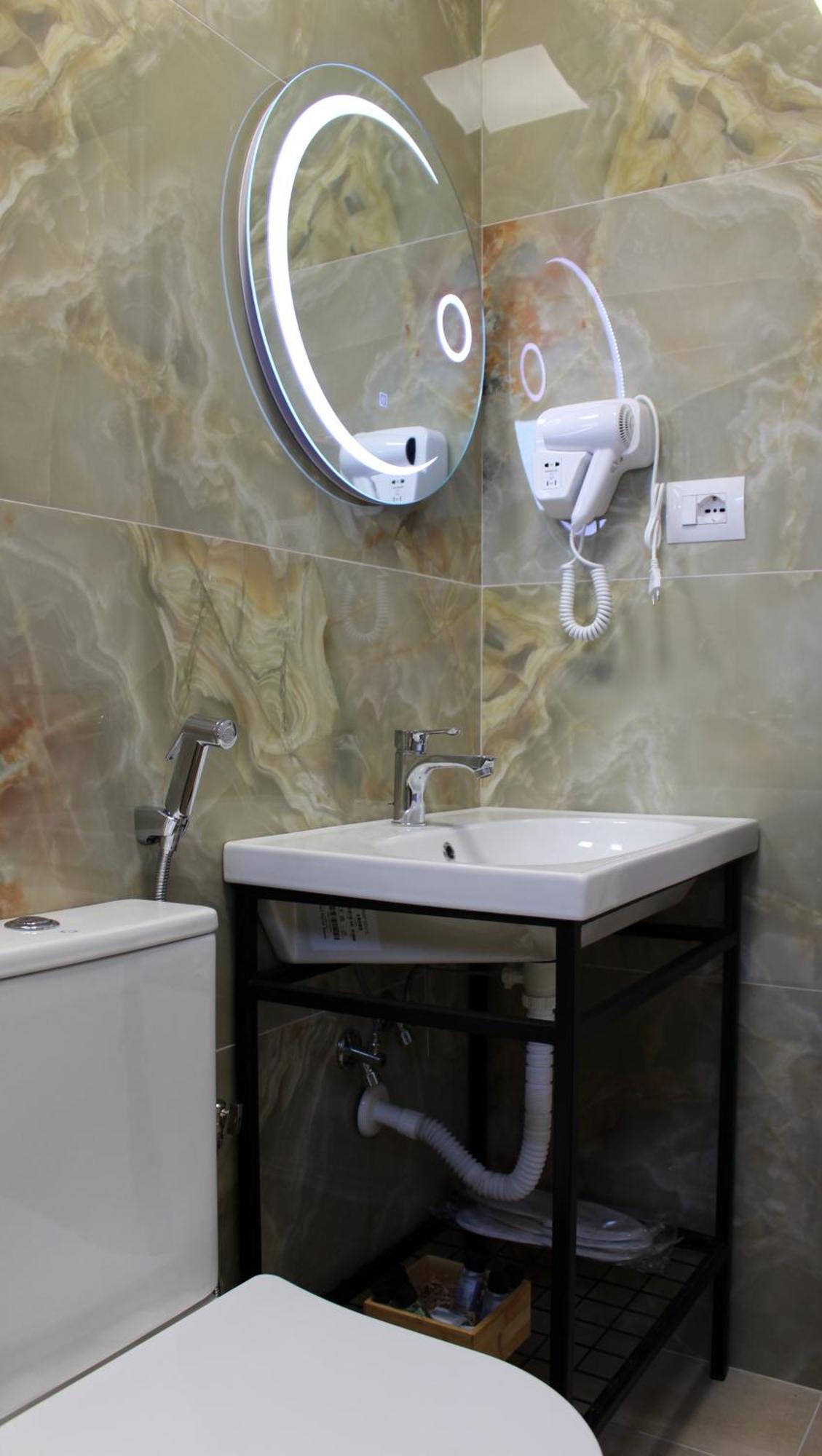 Guest House Amades Gjirokaster Bagian luar foto
